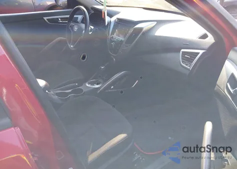 2014 Hyundai Veloster Base W/Black z USA, uszkodzony, nr VIN KMHTC6AD2EU211107